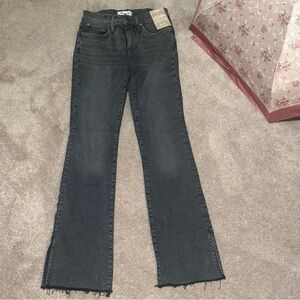 Brand New size 25 Madewell full length kick out this wash is SOLD OUT